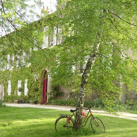 Отель Le Domaine De Pomone Woinville Экстерьер фото