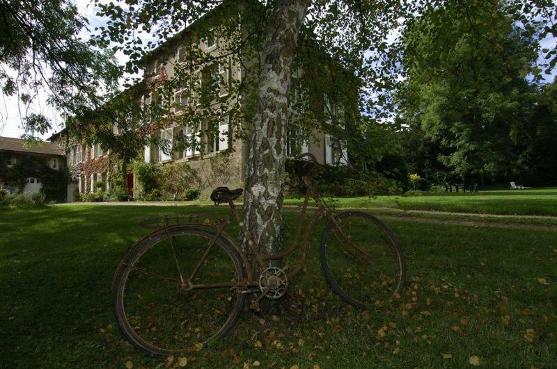 Отель Le Domaine De Pomone Woinville Экстерьер фото